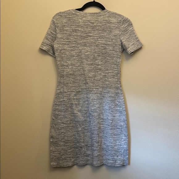 Theory Heather Gray Mini Bodycon Dress Small Short Sleeved Ribbed Classic Simple - Picture 4 of 5
